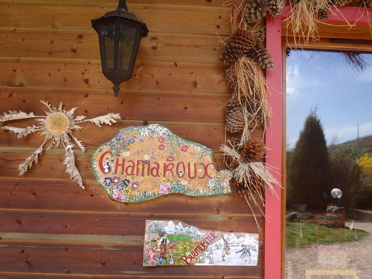 Les Chalets De La Vigne Grande Saint-Floret Exterior foto
